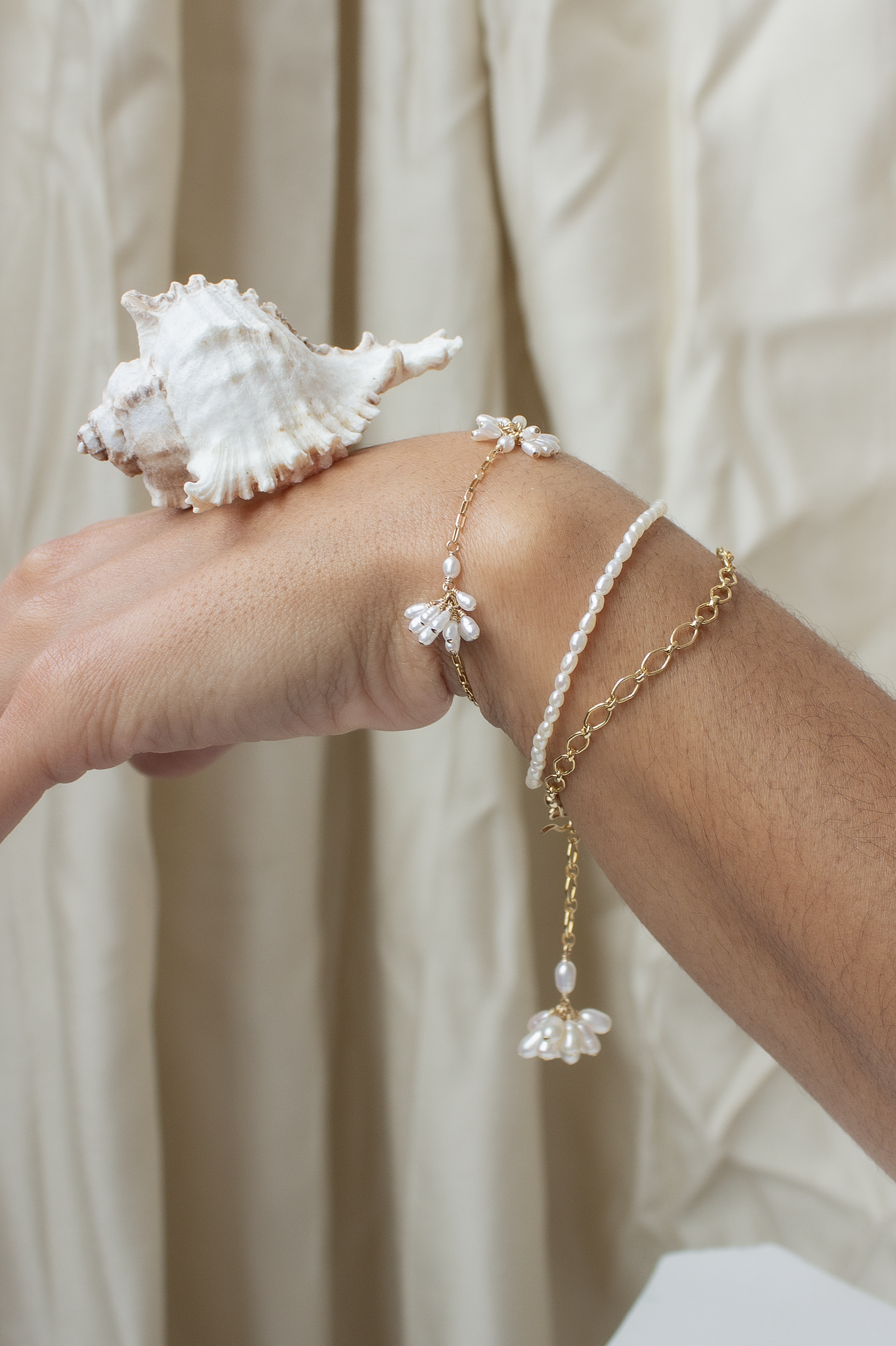 Fleurette Droplet Bracelet