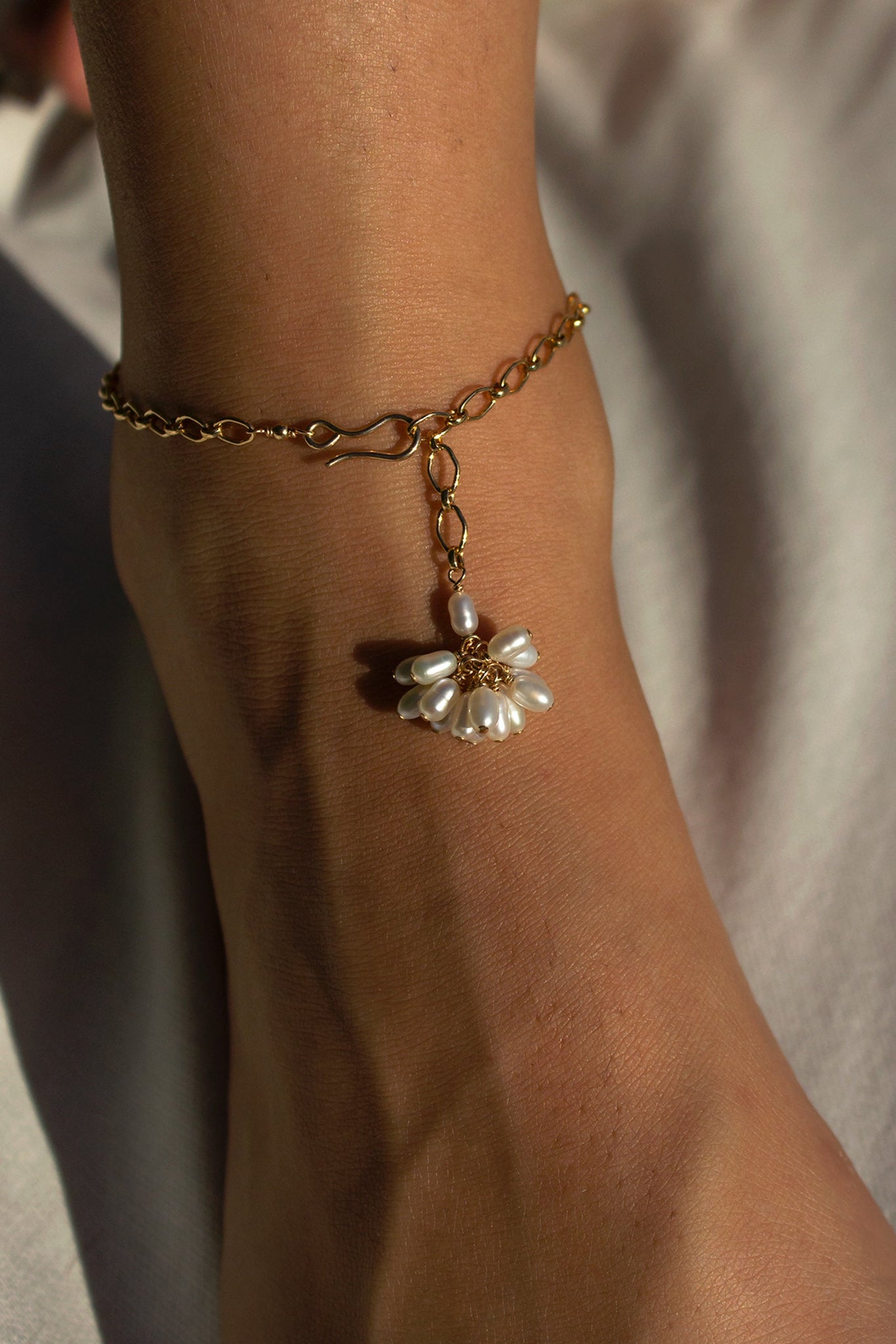 Fleurette Droplet Anklet