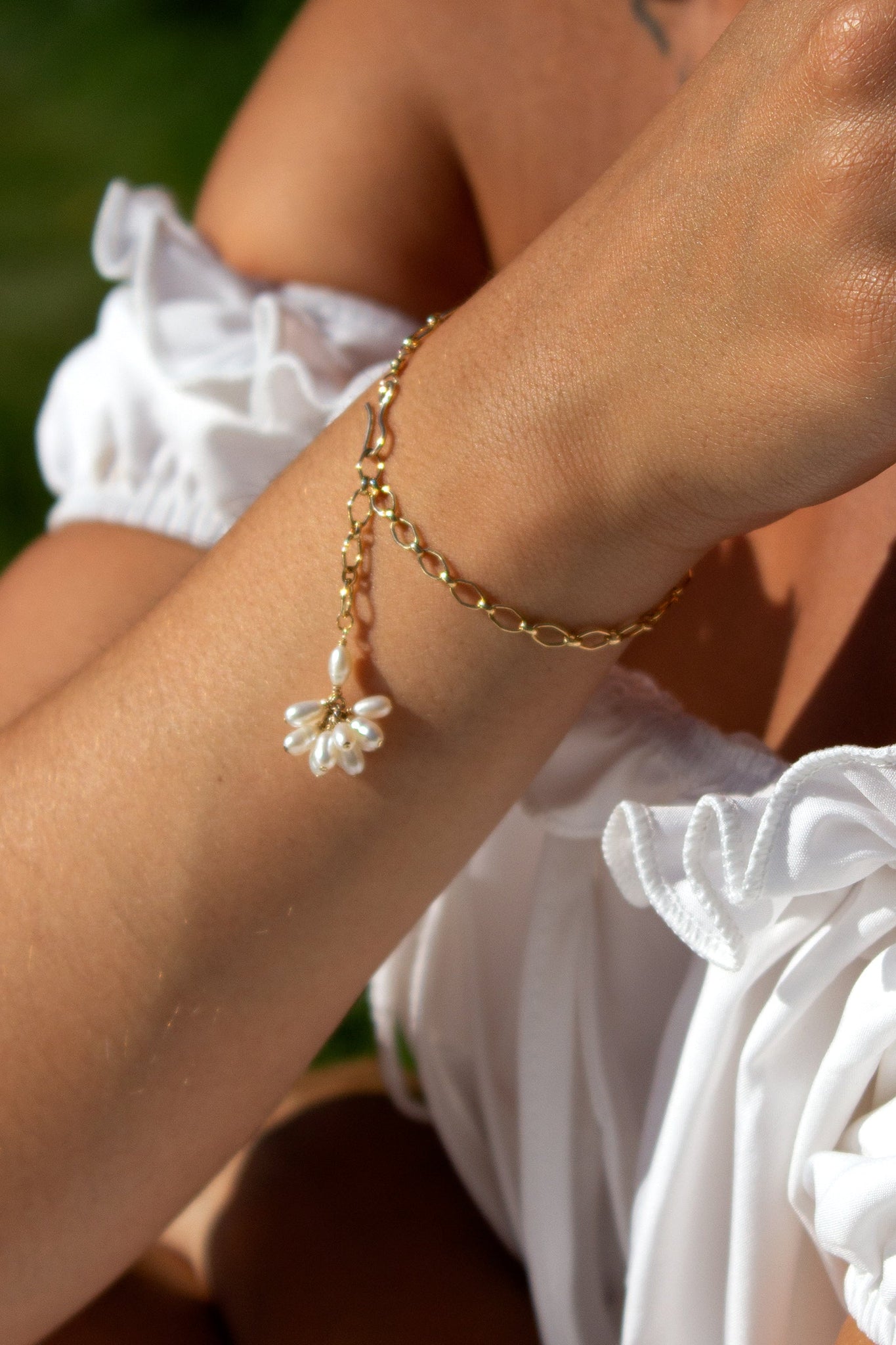 Fleurette Droplet Bracelet