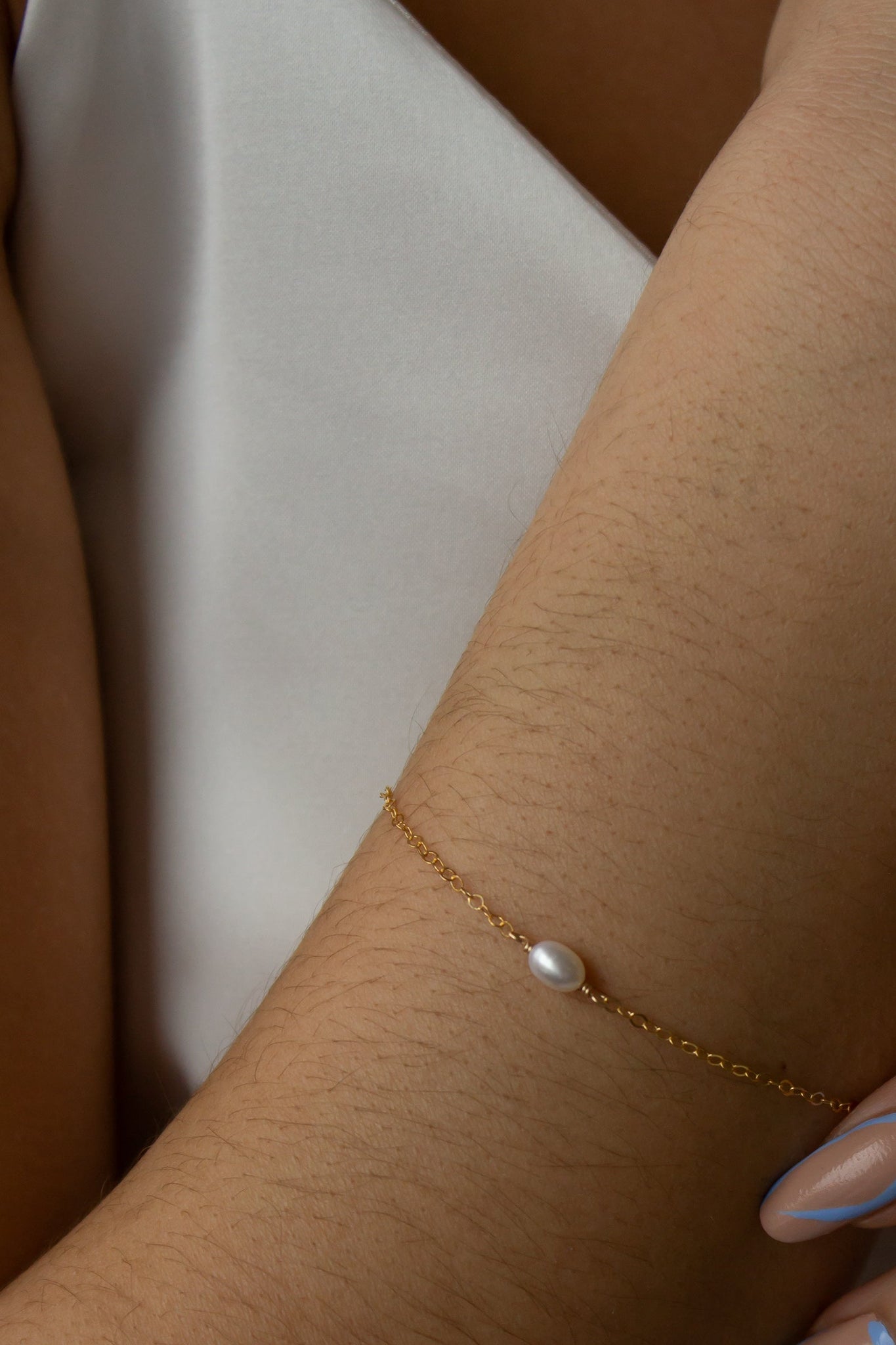 Petite Freshwater Pearl Solitaire Dainty Bracelet