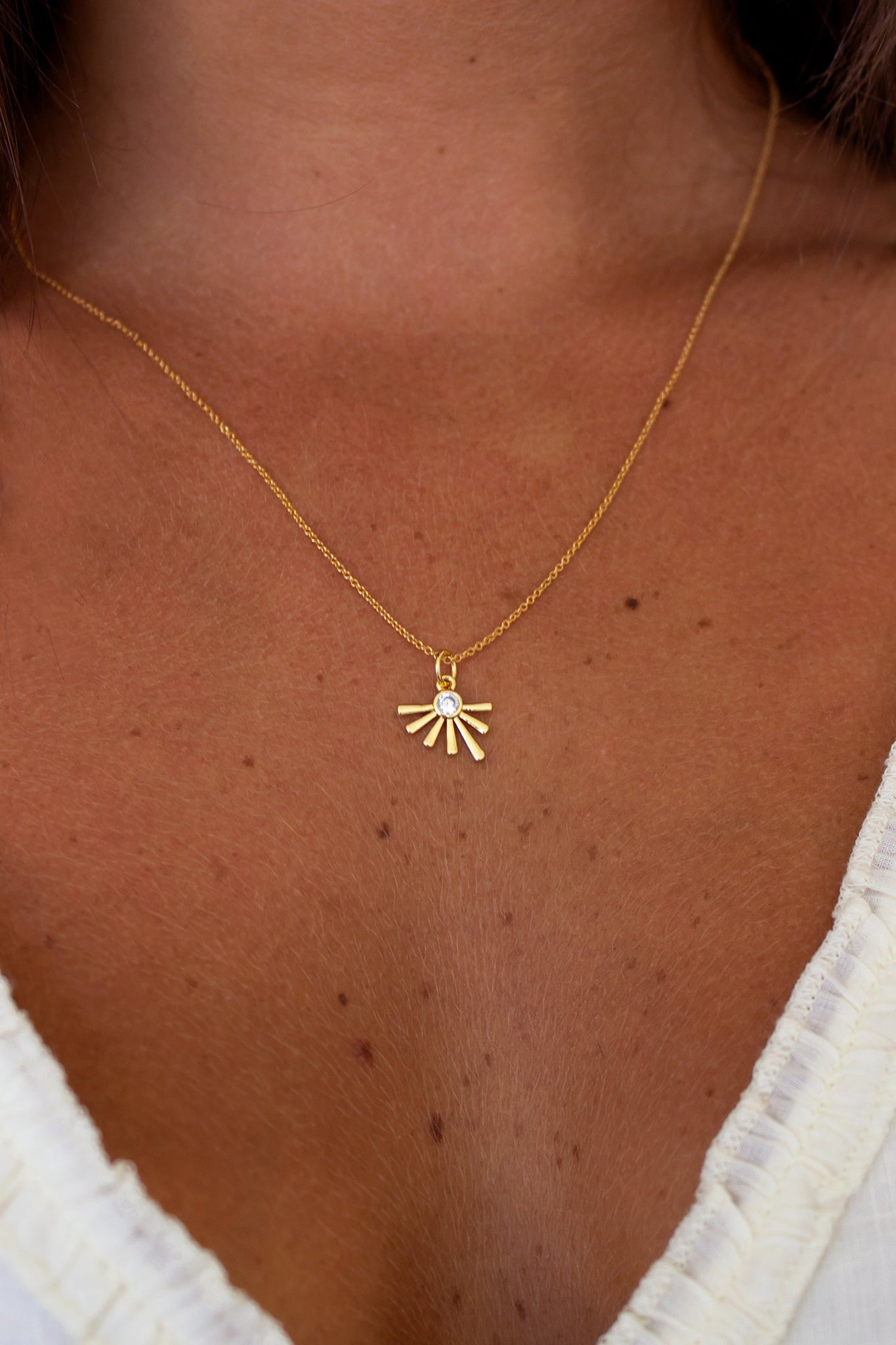 Rise Necklace