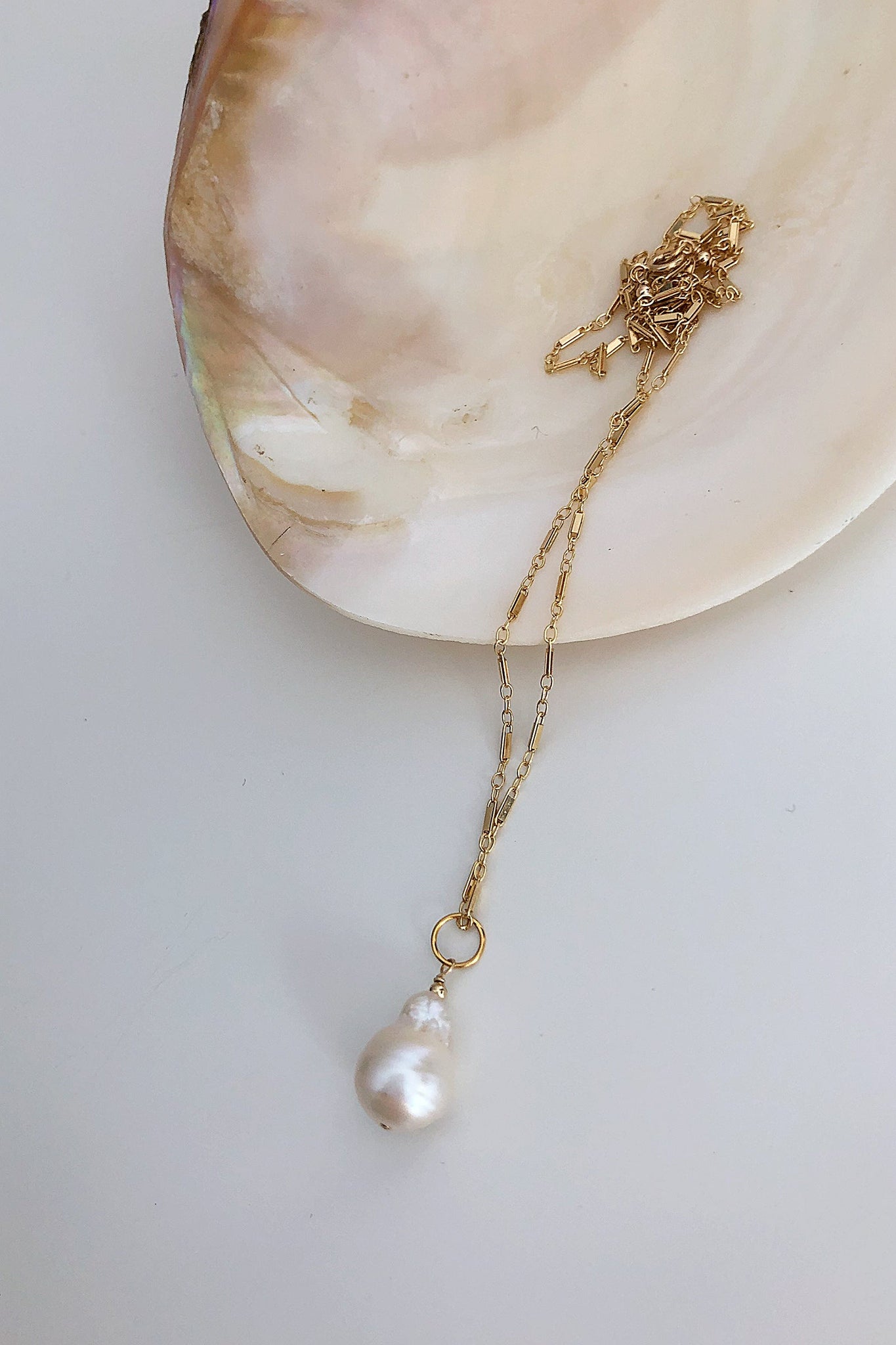 Baroque Pearl Pendant Necklace